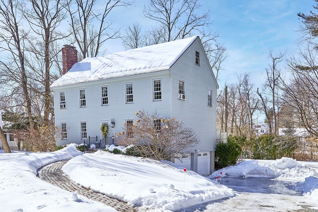 26 Sutton Place