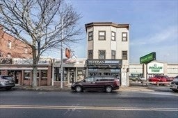 Photo of 132-134 S Broadway, Lawrence, MA