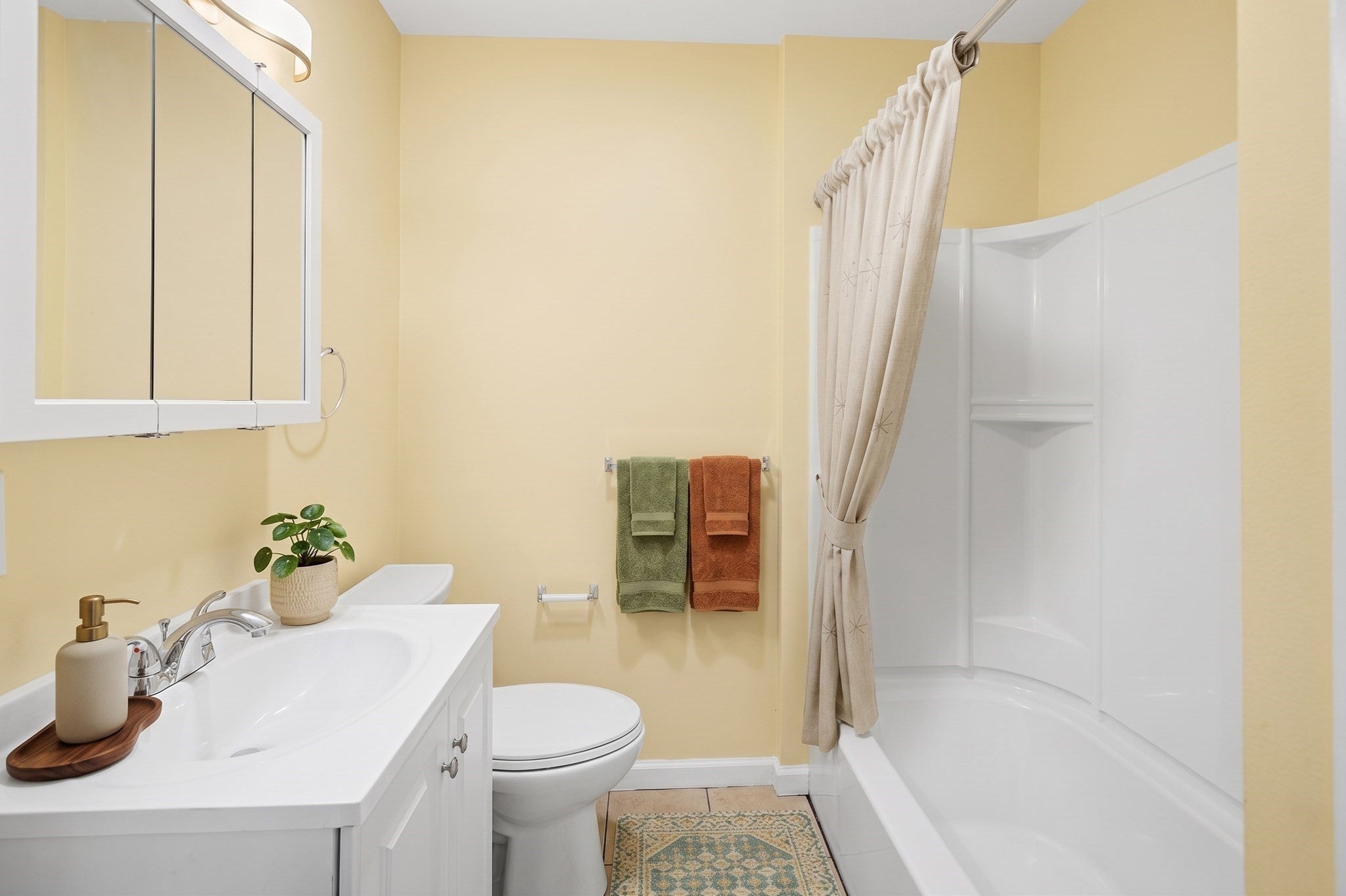 459-463 East St 1st floor r, Ludlow, MA Photo #18