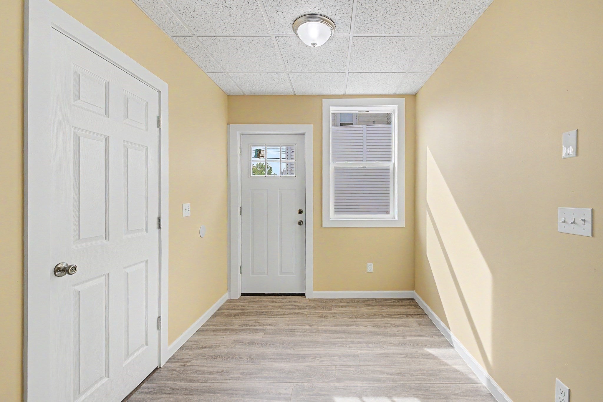 459-463 East St 1st floor r, Ludlow, MA Photo #8