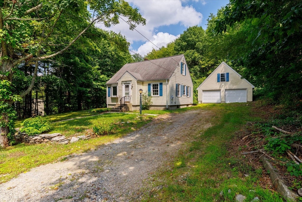 482 Cooper Rd