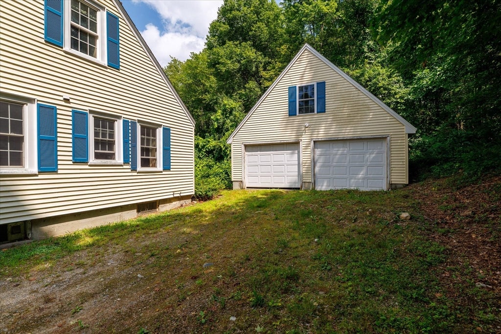 482 Cooper Rd