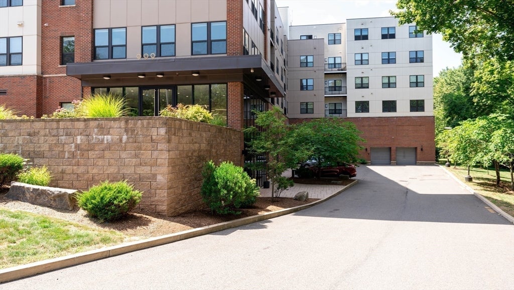999 Hancock St #202, Quincy, MA, 999 Hancock St #202, Quincy, MA Photo #3