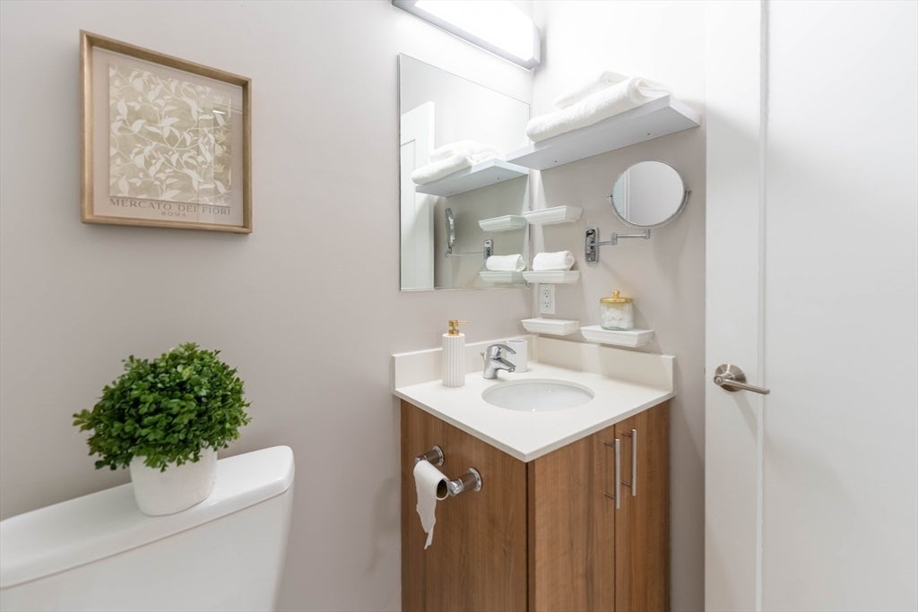 999 Hancock St #202, Quincy, MA, 999 Hancock St #202, Quincy, MA Photo #21