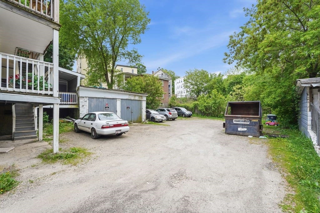 88 Cross St