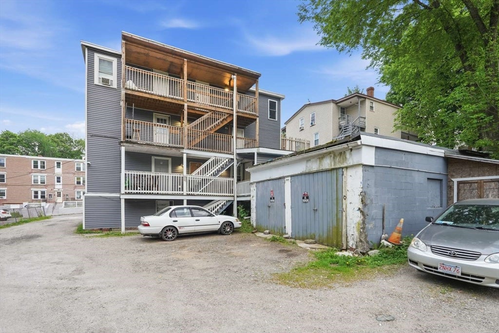 88 Cross St