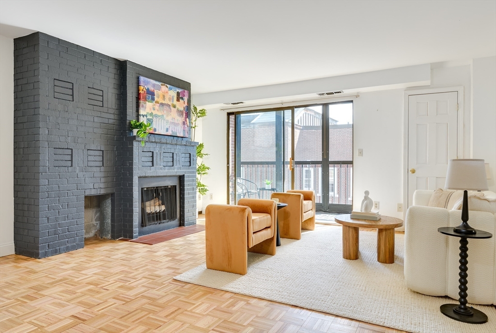 1580 Massachusetts Ave 7C