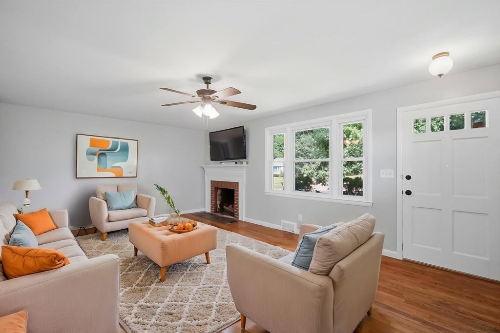 218 Maple St, East Longmeadow, MA, 218 Maple St, East Longmeadow, MA Photo #10