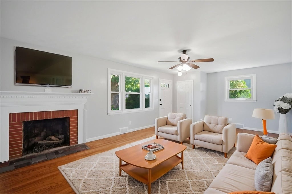 218 Maple St, East Longmeadow, MA, 218 Maple St, East Longmeadow, MA Photo #12