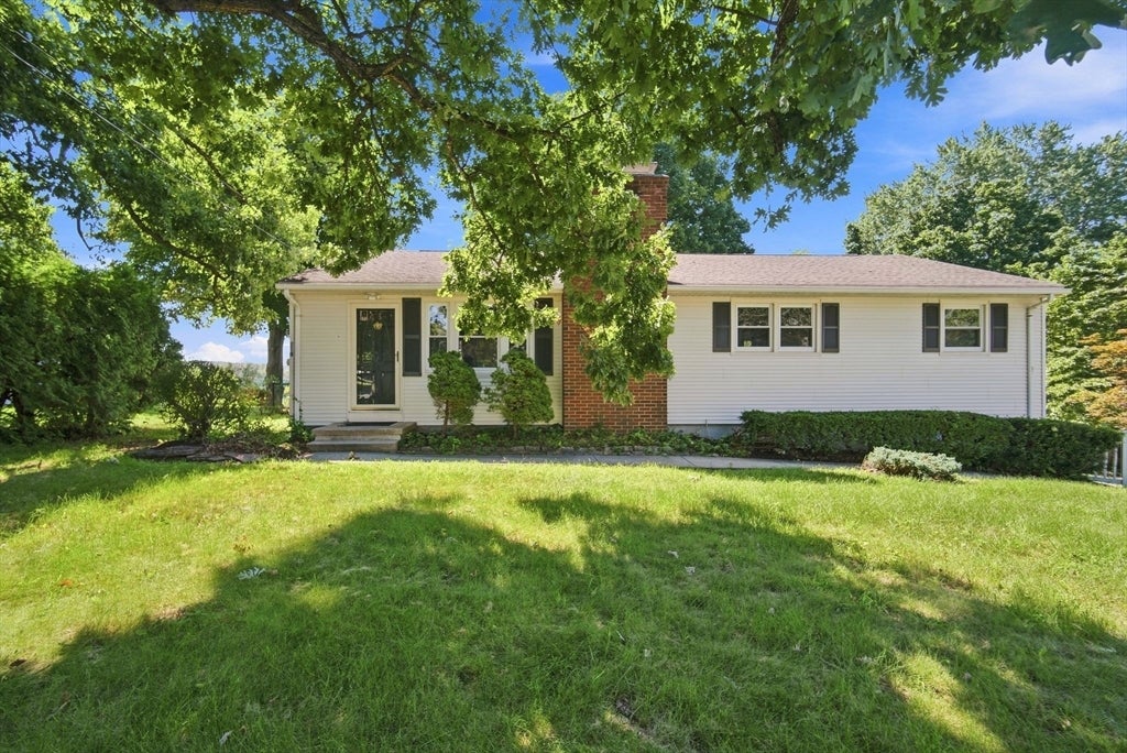 218 Maple St