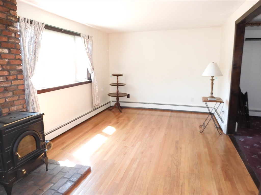 146 Bridle Rd