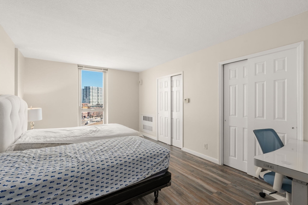 33 Pond Ave #919, Brookline, MA Photo #11