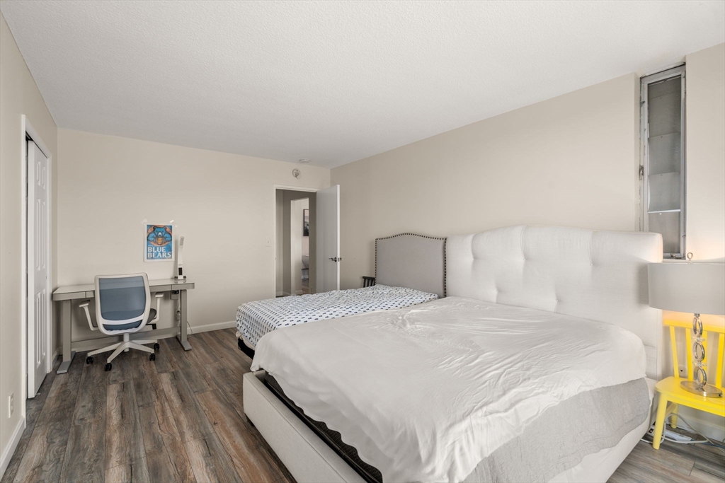33 Pond Ave #919, Brookline, MA Photo #14