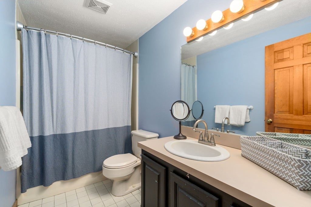 1292 Commercial St #1292, Weymouth, MA, 1292 Commercial St #1292, Weymouth, MA Photo #12