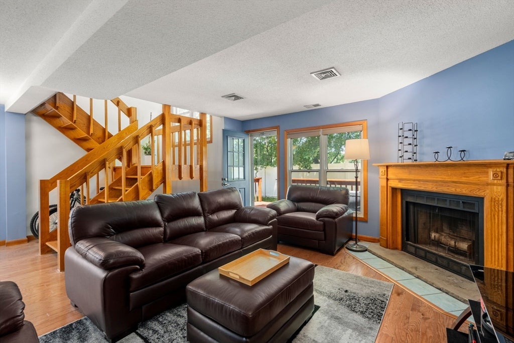 1292 Commercial St #1292, Weymouth, MA, 1292 Commercial St #1292, Weymouth, MA Photo #3