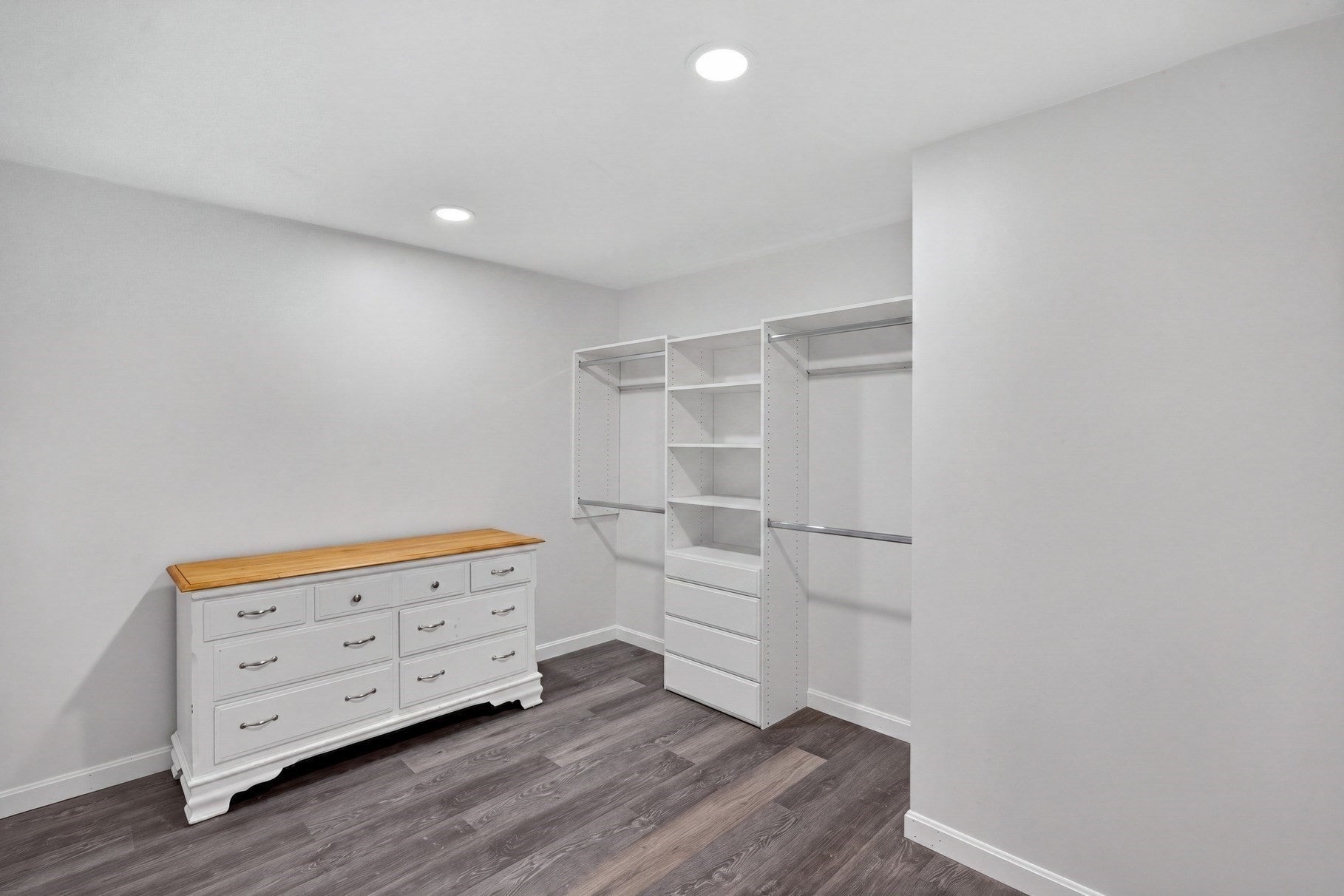 8 Theatre Dr, Falmouth, MA, 8 Theatre Dr, Falmouth, MA Photo #32
