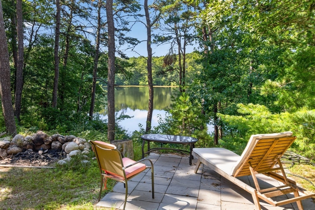 8 Theatre Dr, Falmouth, MA, 8 Theatre Dr, Falmouth, MA Photo #34
