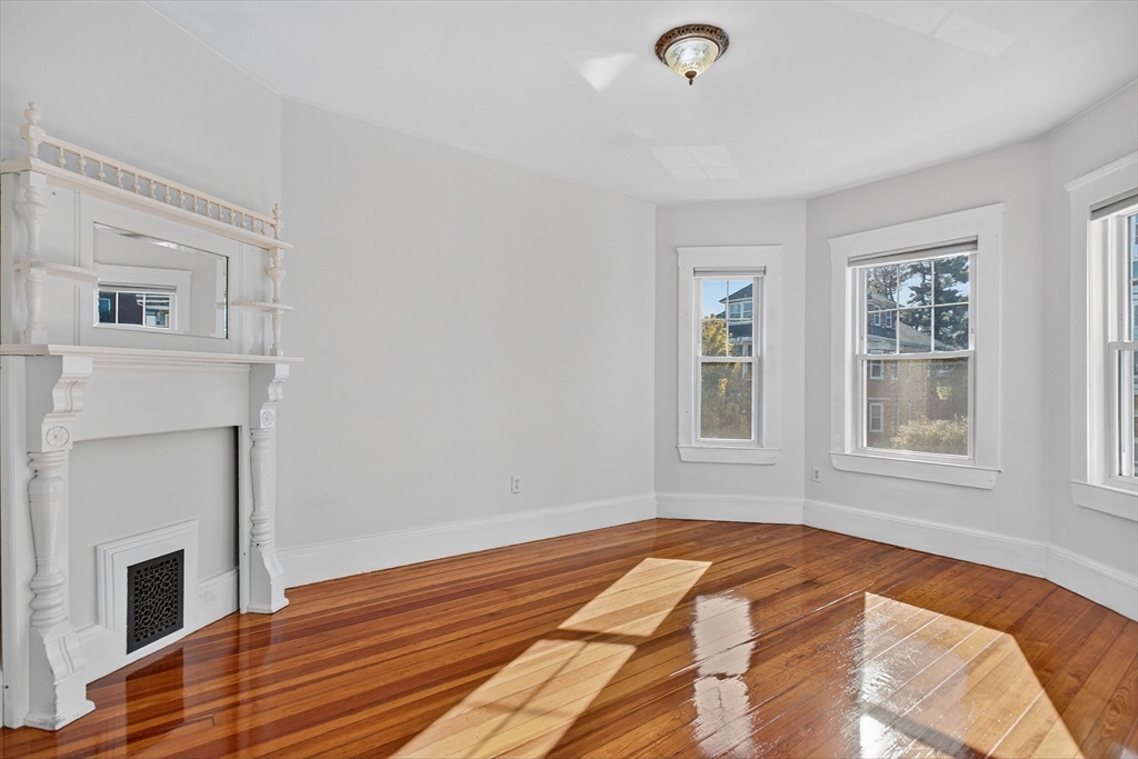 104 King St. 2