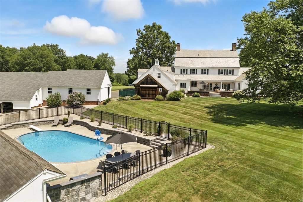 Suffield, Connecticut 06078, United States, 7 Bedrooms Bedrooms, ,7 BathroomsBathrooms,Residential,Active,178875