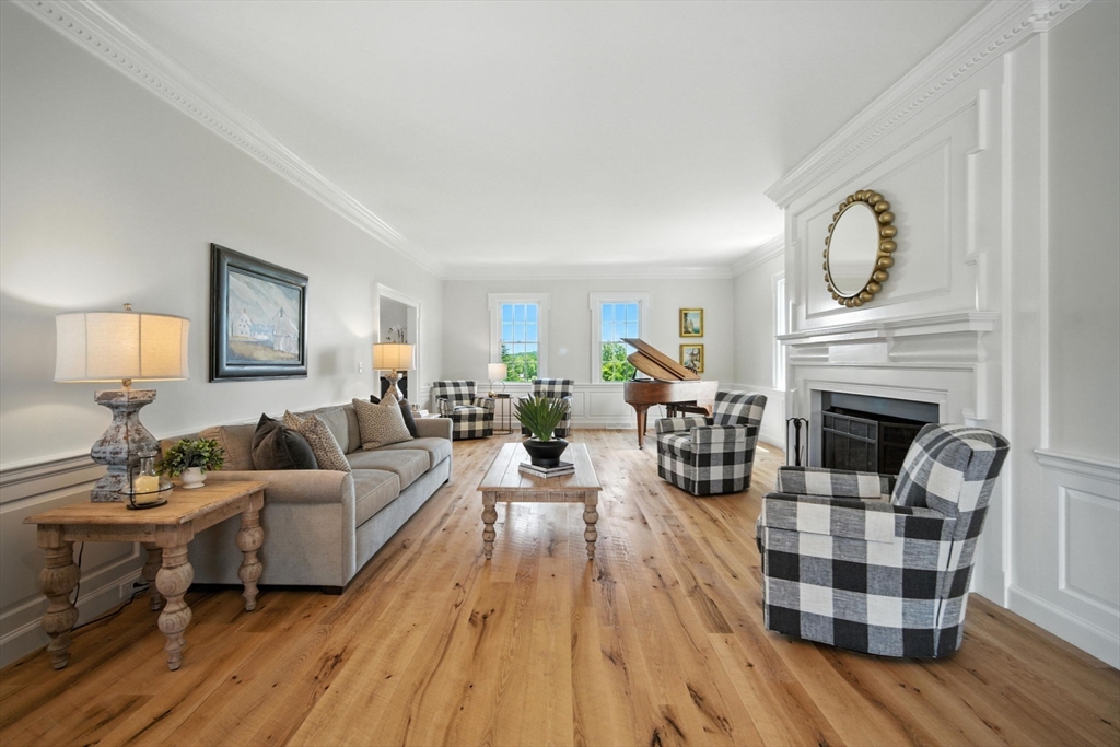 Suffield, Connecticut 06078, United States, 7 Bedrooms Bedrooms, ,7 BathroomsBathrooms,Residential,Active,178875