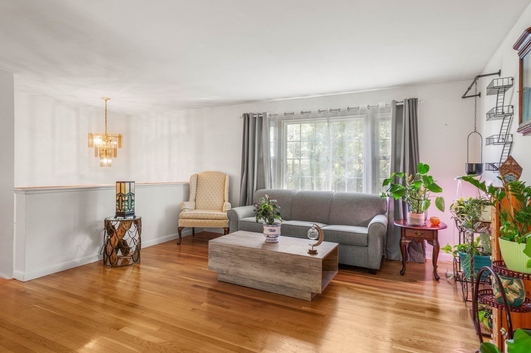 2 Ashland Street