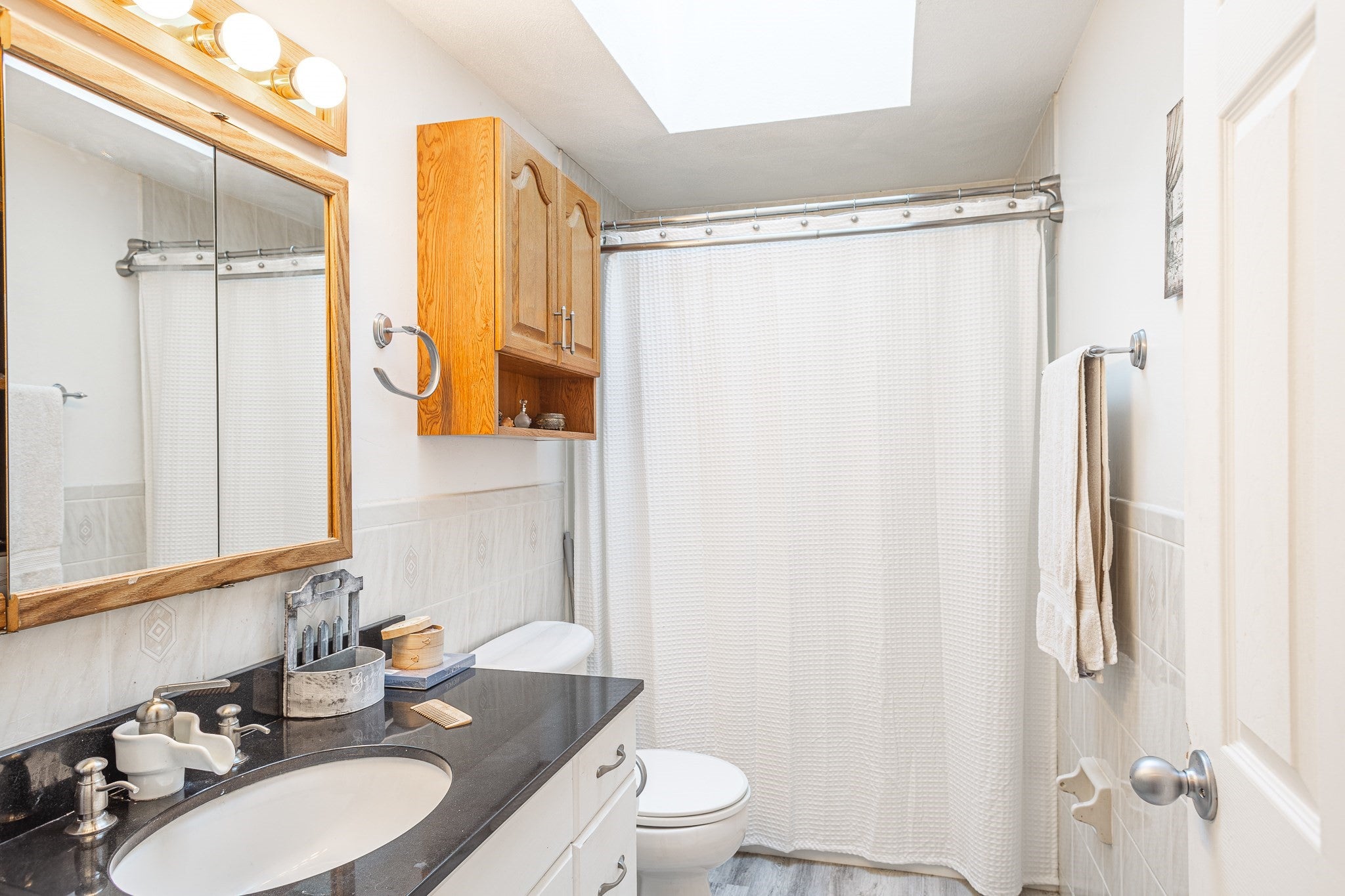2 Ashland Street, Holliston, MA Photo #11