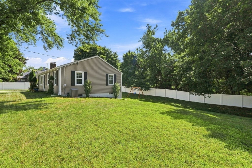 26 Middle Street, Attleboro, MA Photo #31