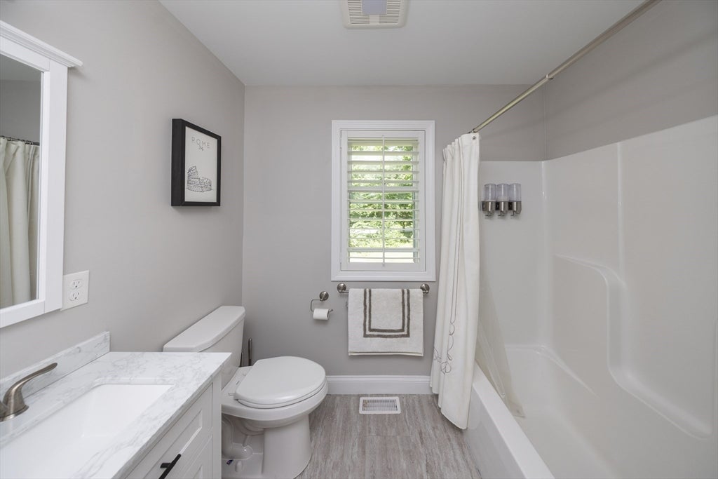 17 Harwood Farm Road, Southbridge, MA, 17 Harwood Farm Road, Southbridge, MA Photo #15