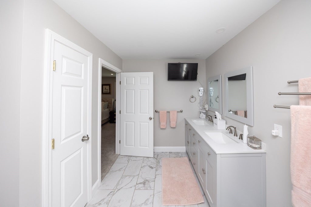 17 Harwood Farm Road, Southbridge, MA, 17 Harwood Farm Road, Southbridge, MA Photo #24
