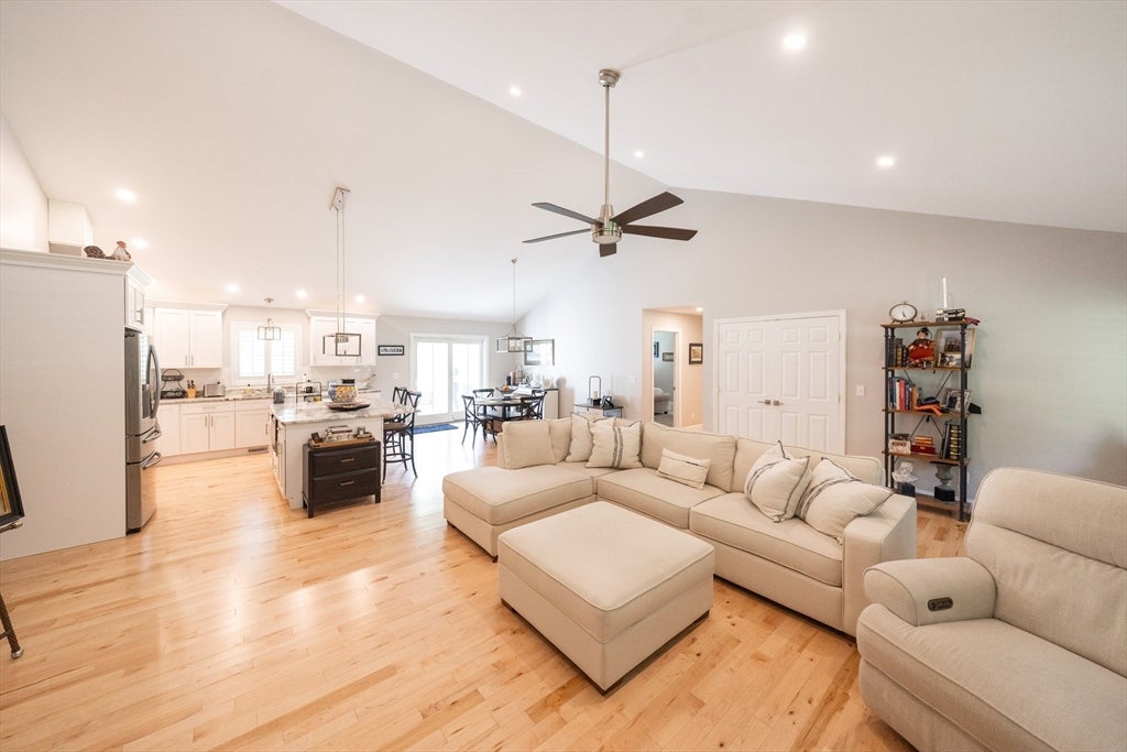 17 Harwood Farm Road, Southbridge, MA, 17 Harwood Farm Road, Southbridge, MA Photo #7