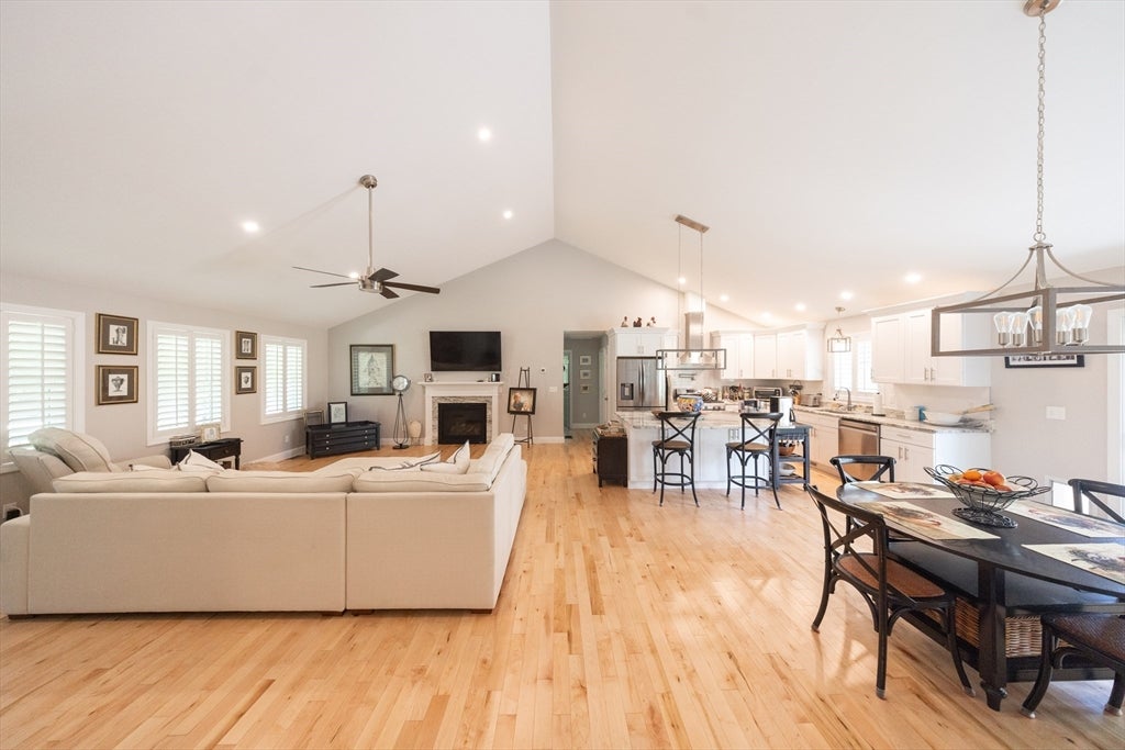 17 Harwood Farm Road, Southbridge, MA, 17 Harwood Farm Road, Southbridge, MA Photo #8