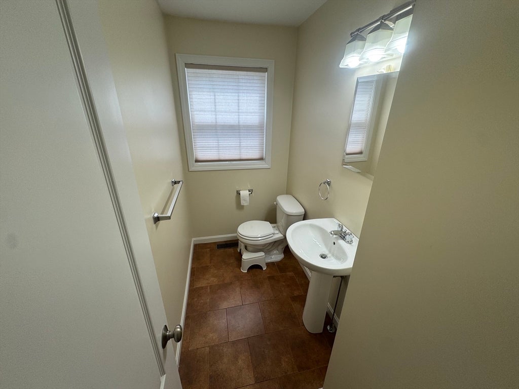 14 Merrimac Way #E, Tyngsborough, MA, 14 Merrimac Way #E, Tyngsborough, MA Photo #17
