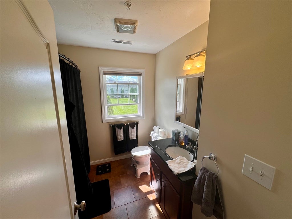14 Merrimac Way #E, Tyngsborough, MA, 14 Merrimac Way #E, Tyngsborough, MA Photo #13