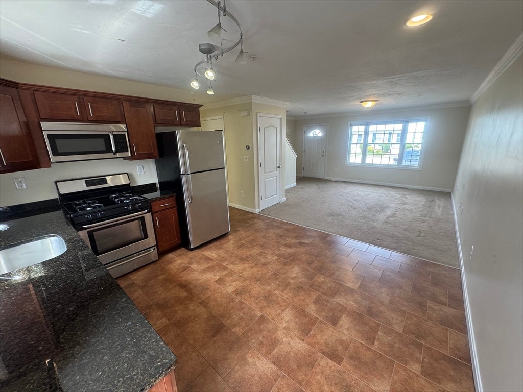 14 Merrimac Way #E, Tyngsborough, MA, 14 Merrimac Way #E, Tyngsborough, MA Photo #21