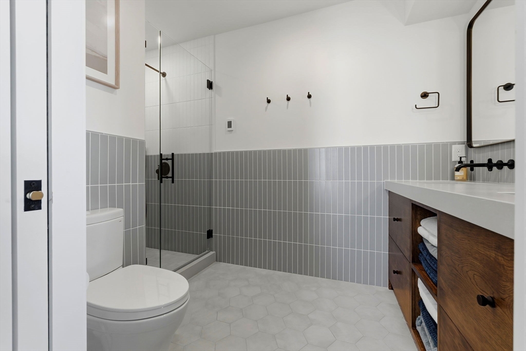8 Milk Street #B, Newburyport, MA, 8 Milk Street #B, Newburyport, MA Photo #27