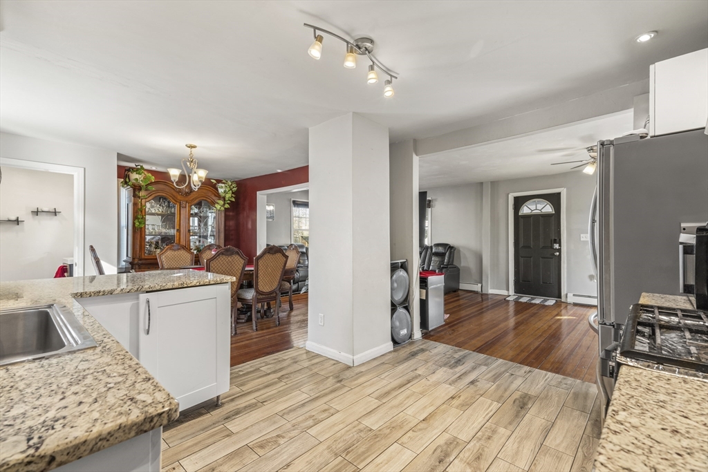 36 Bowlet St