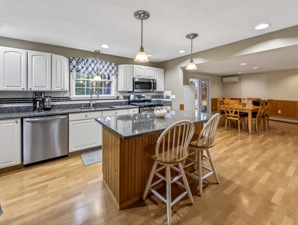 110 Maureen Dr