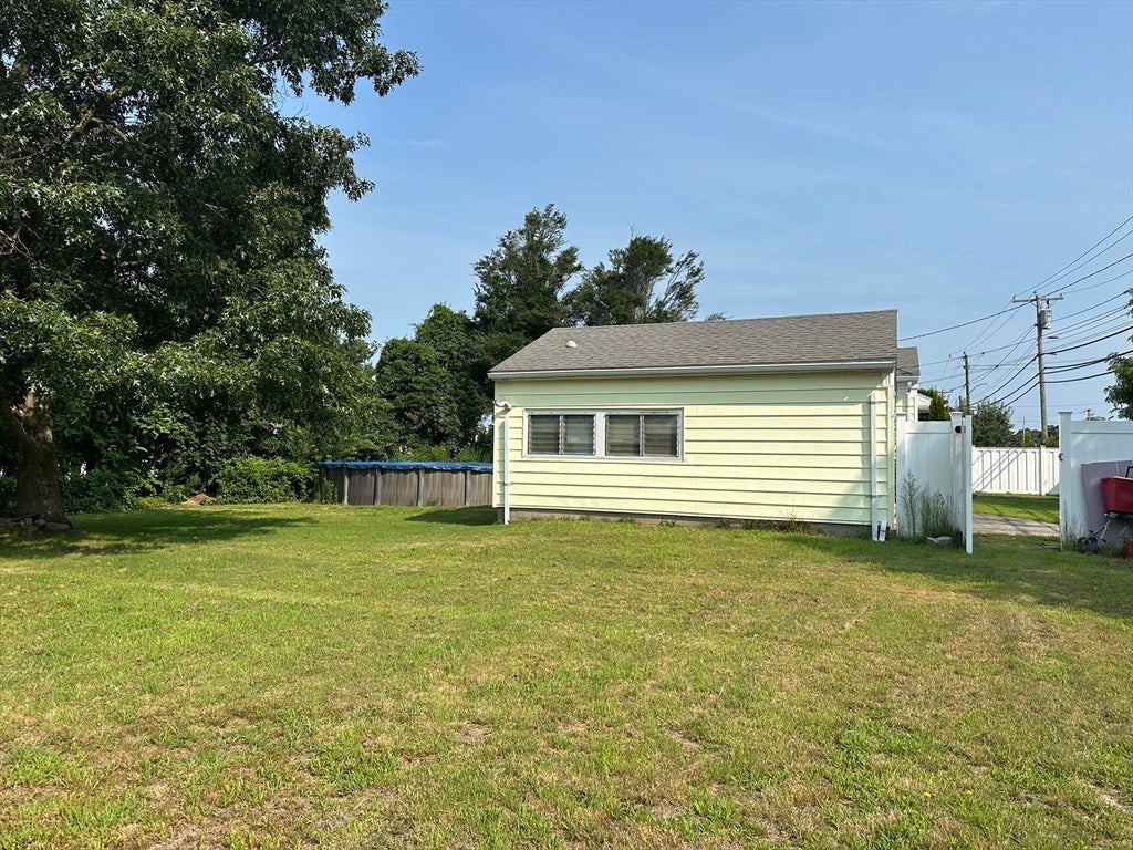 79 Cross Rd, Dartmouth, MA, 79 Cross Rd, Dartmouth, MA Photo #5