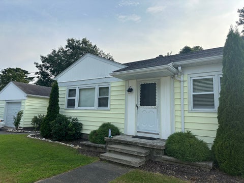 Photo of 79 Cross Rd, Dartmouth, MA 02747 (MLS # 73562203)
