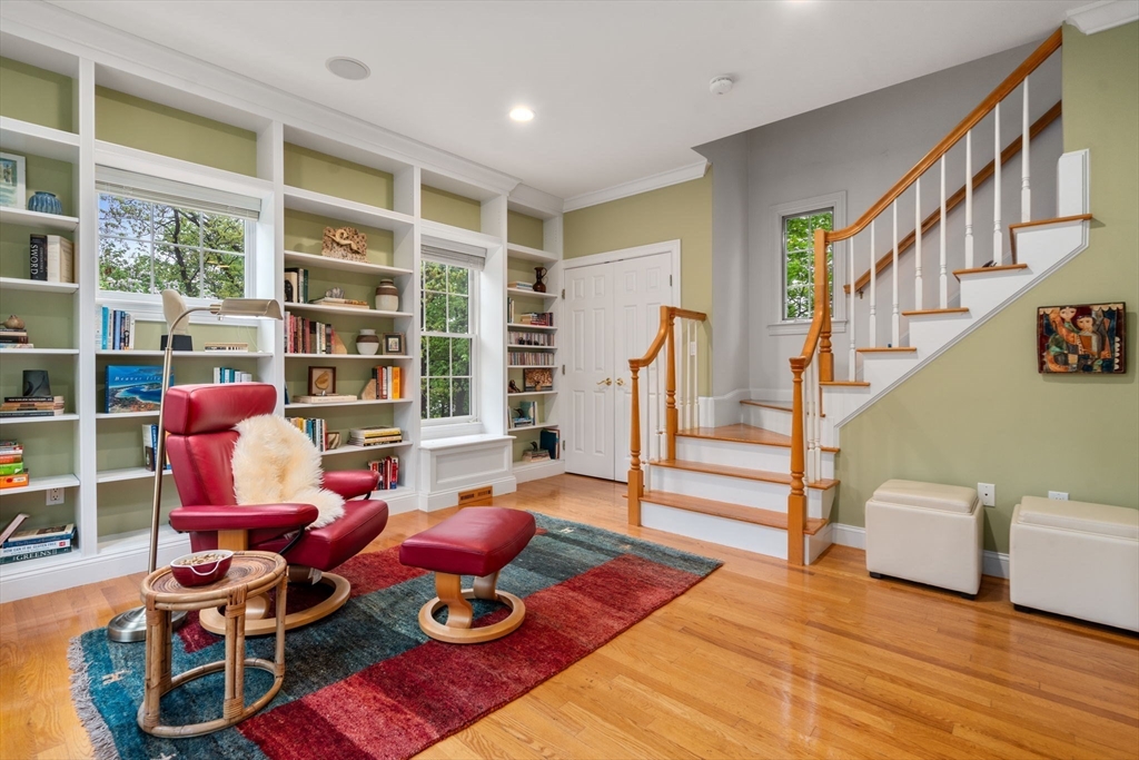 138 Worcester Ln