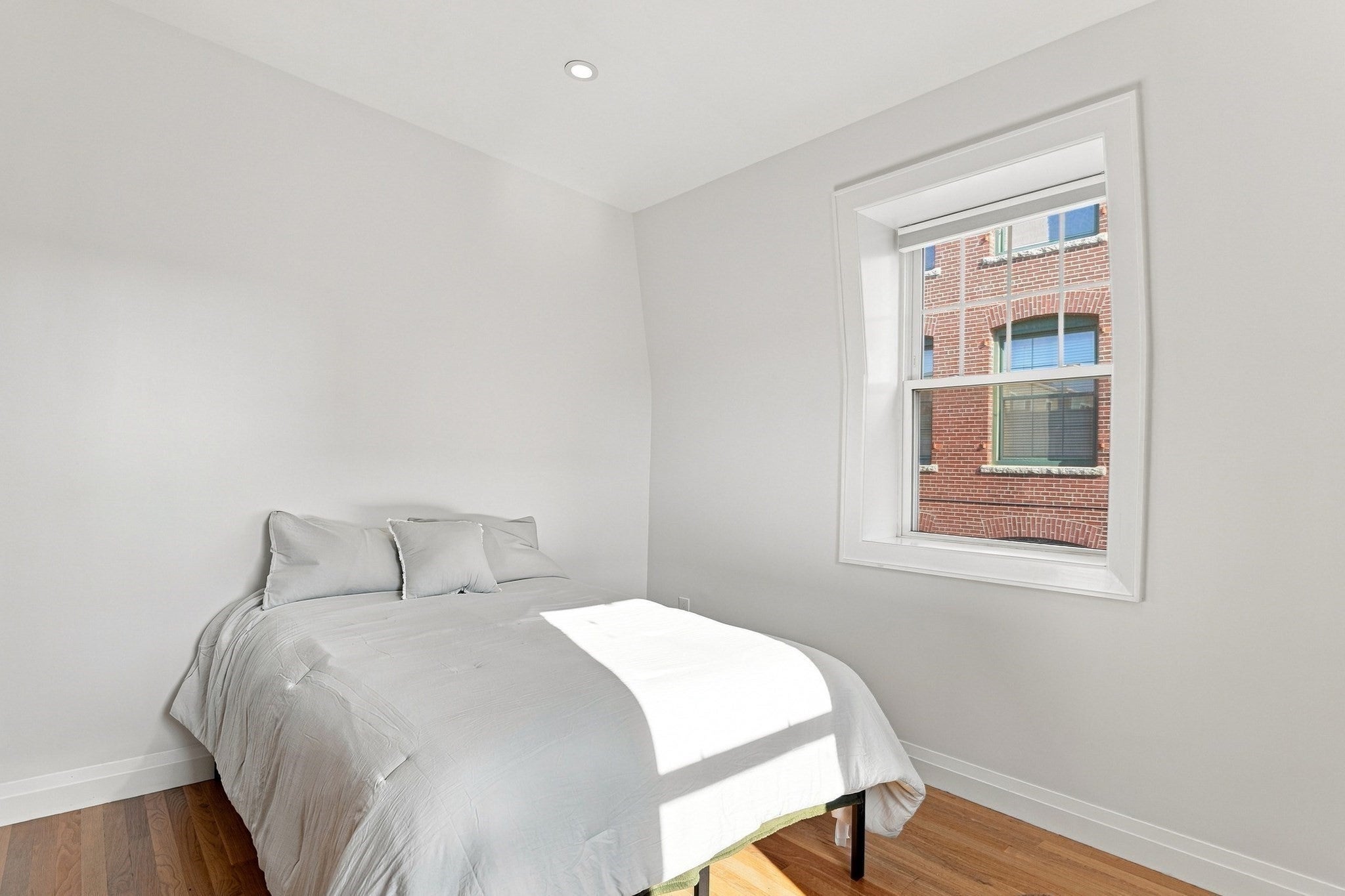 3 Lauten Place, Boston, MA Photo #17