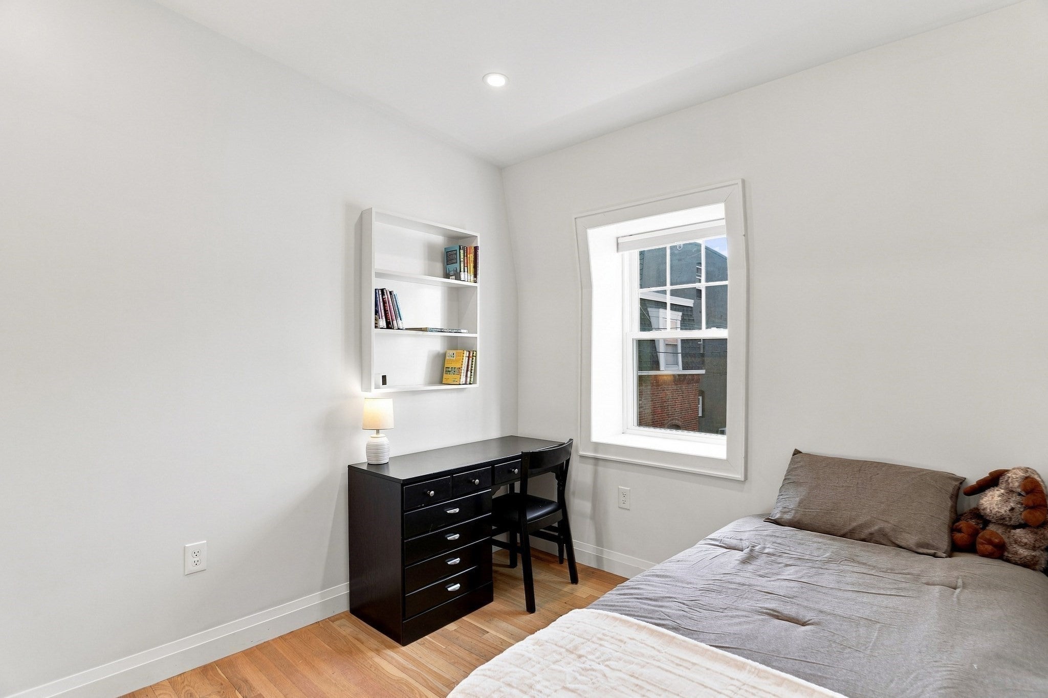 3 Lauten Place, Boston, MA Photo #29