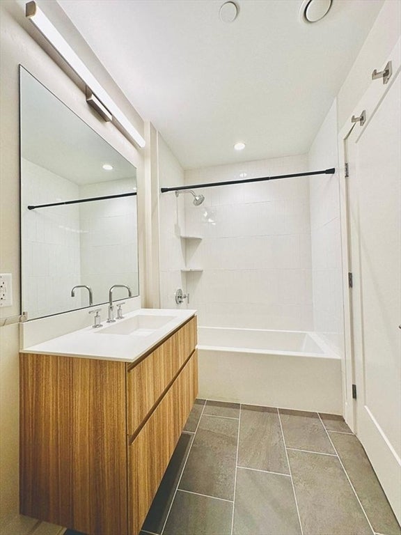 240 Salem ST #3A, Medford, MA Photo #14