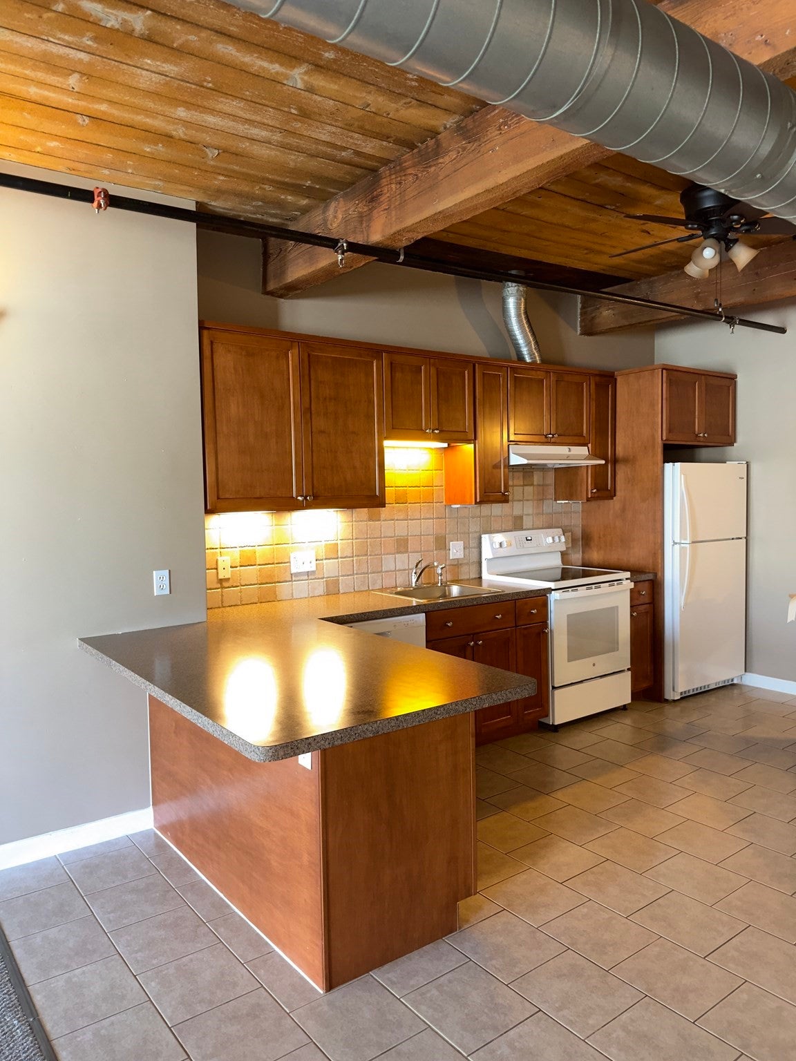 Photo of 21 Caller St, Peabody, MA