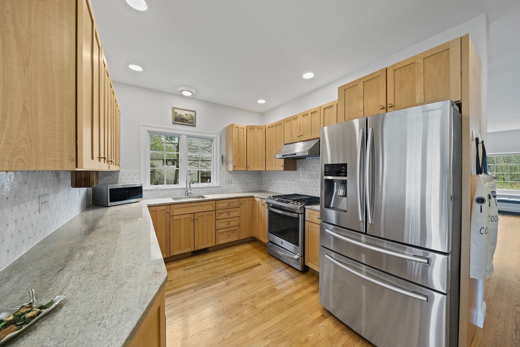 292 Lagrange Street 292