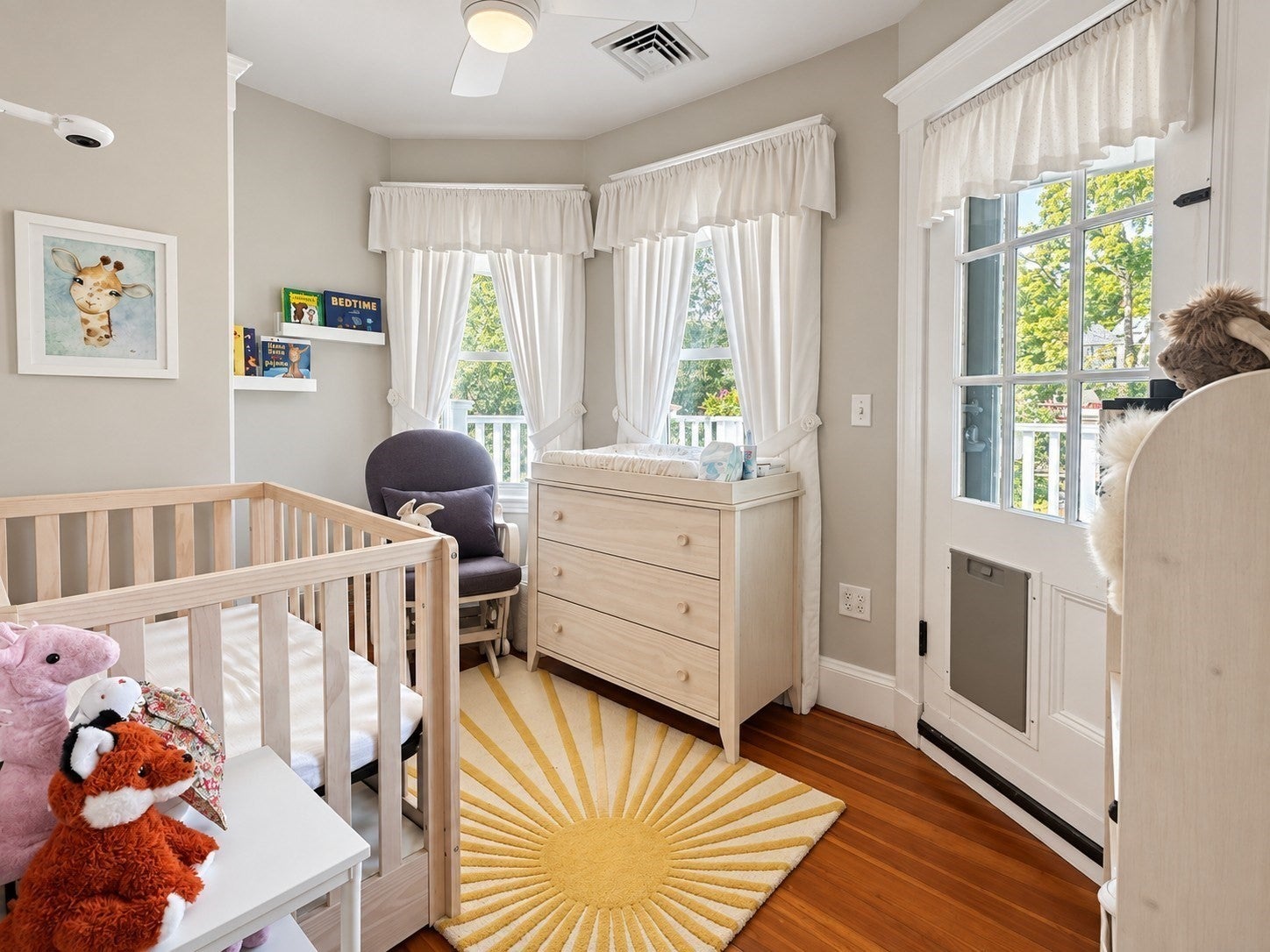 134 Tyndale St #2, Boston, MA Photo #8