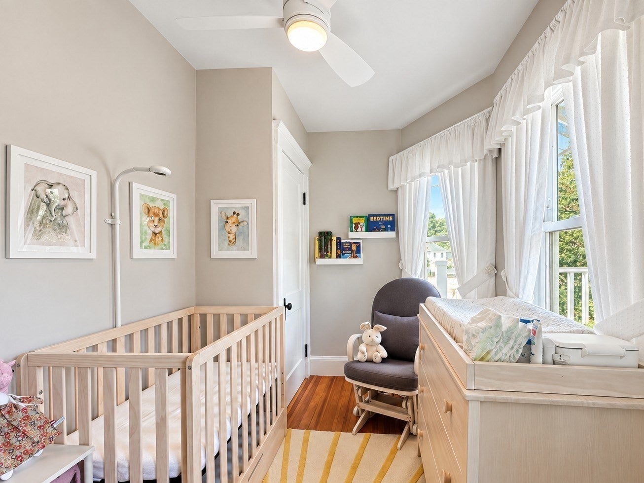134 Tyndale St #2, Boston, MA Photo #9