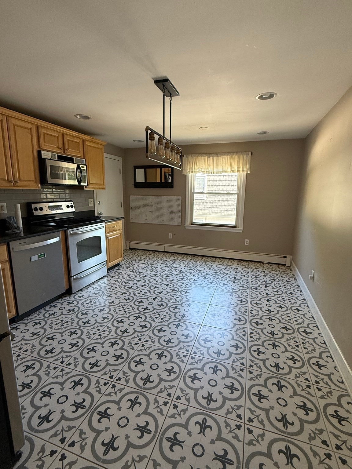 190 Sylvan St #2, Melrose, MA, 190 Sylvan St #2, Melrose, MA Photo #10
