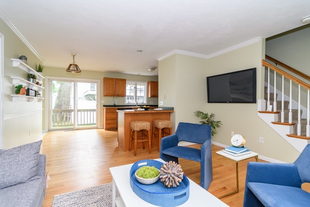 16 Willow St 16
