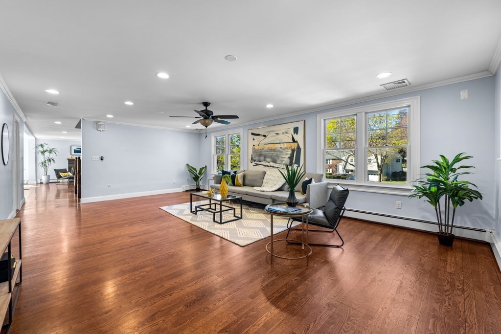 255 Worthen Rd East